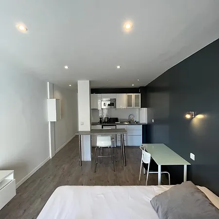 Apartmán Flambant Neuf, Calme & Balcon *