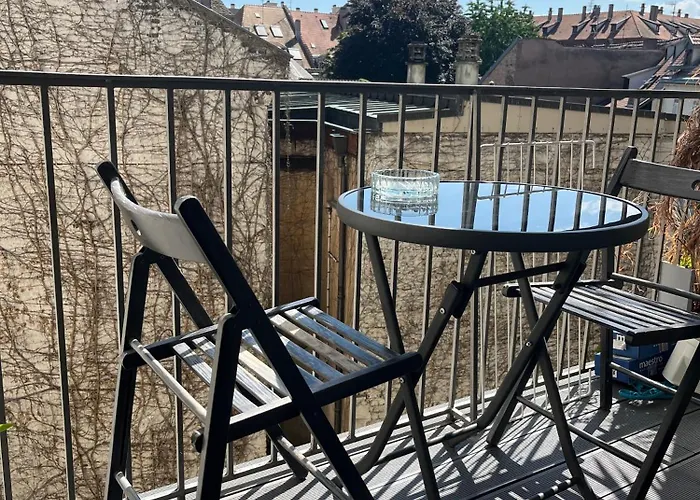 Flambant Neuf, Calme & Balcon شقة *