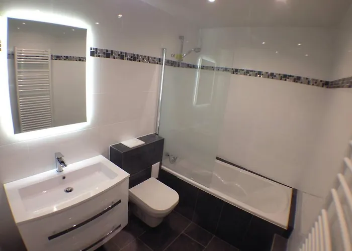 Flambant Neuf, Calme & Balcon