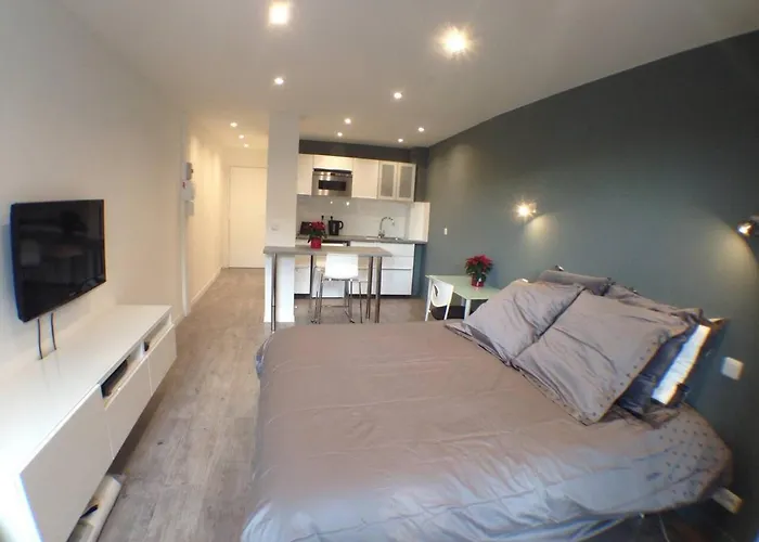 Flambant Neuf, Calme & Balcon شقة *