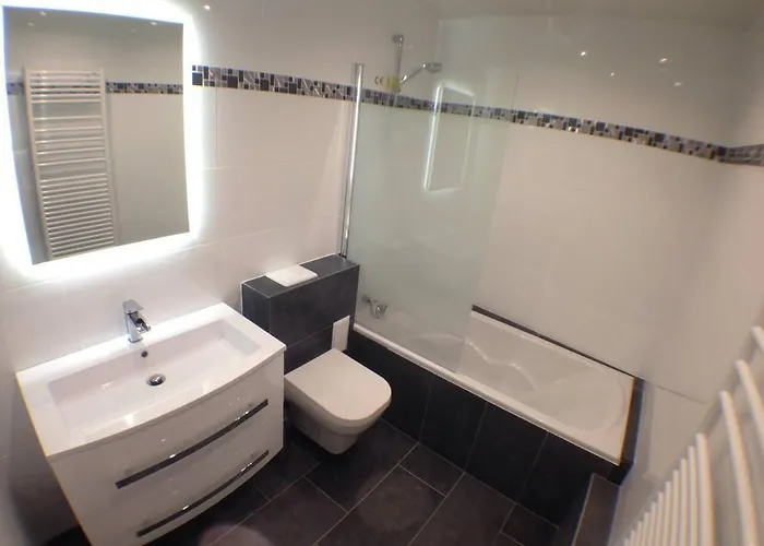 아파트 Flambant Neuf, Calme & Balcon *